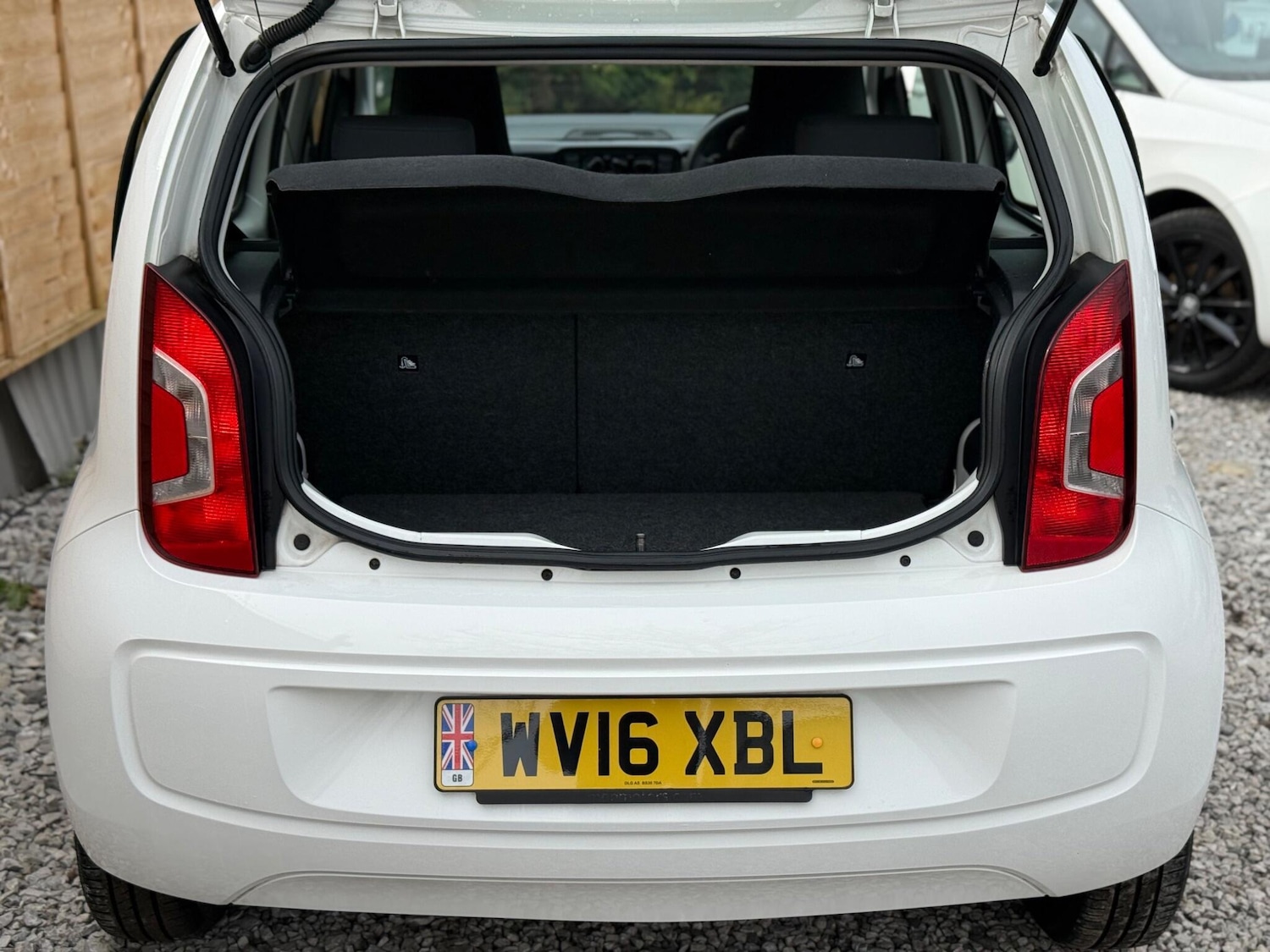 Used Volkswagen up! 2016 for sale - 77982359: Photo 51