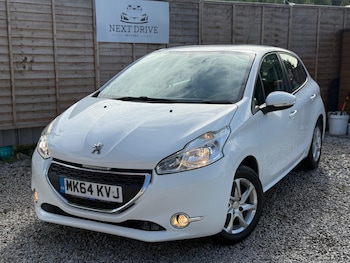 Used Peugeot 208 2014 for sale - 79484098: Photo
