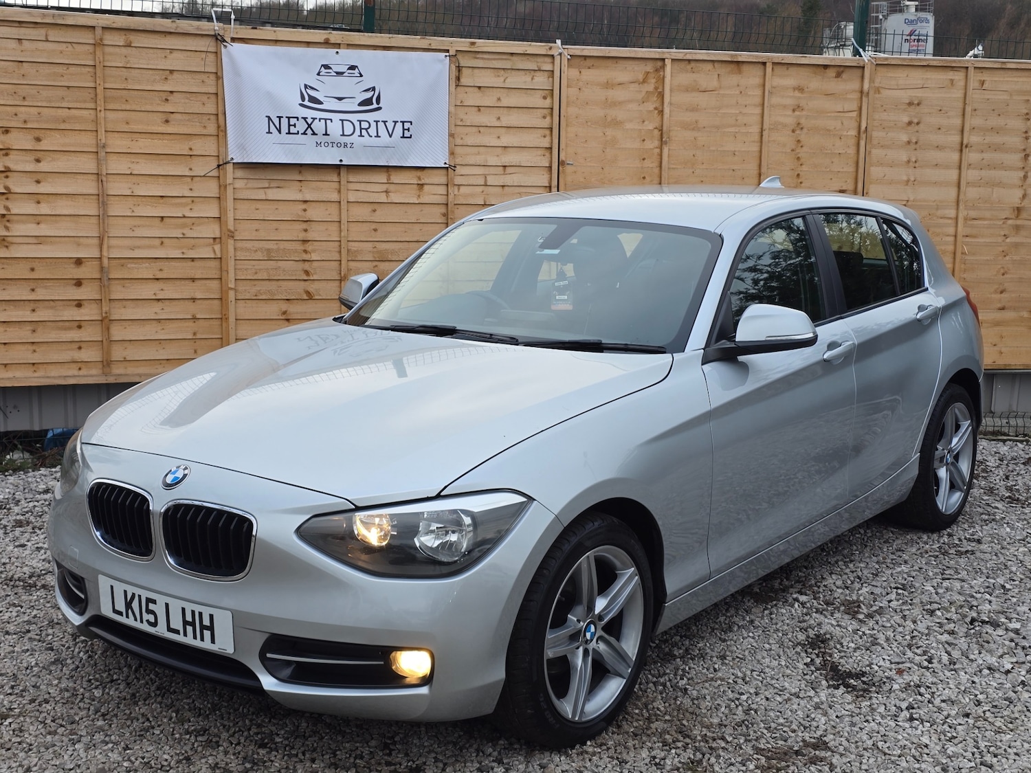 Used BMW 1 Series 2015 for sale - 77336349: Photo 2