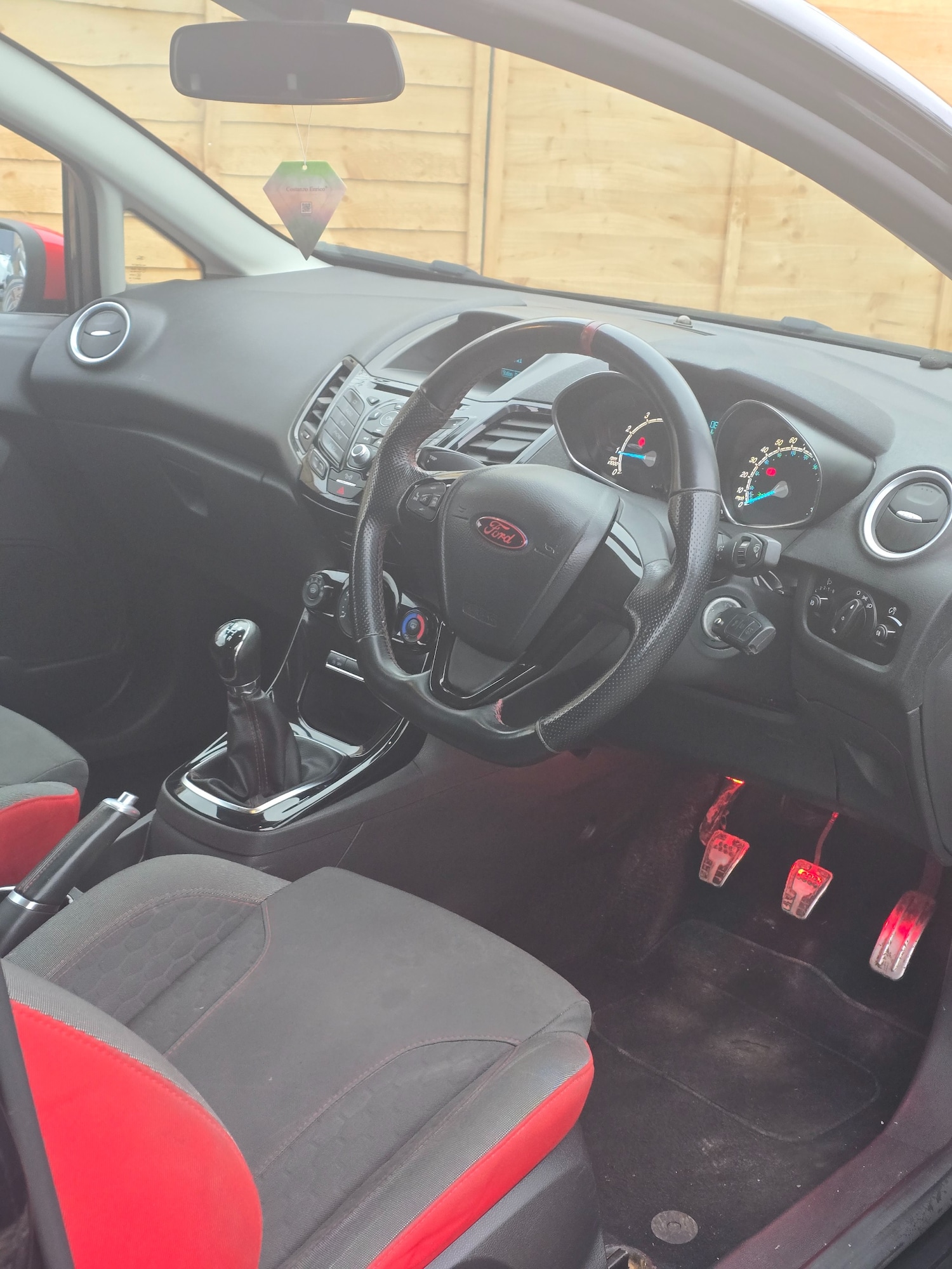 Used Ford Fiesta 2015 for sale - 77107822: Photo 13