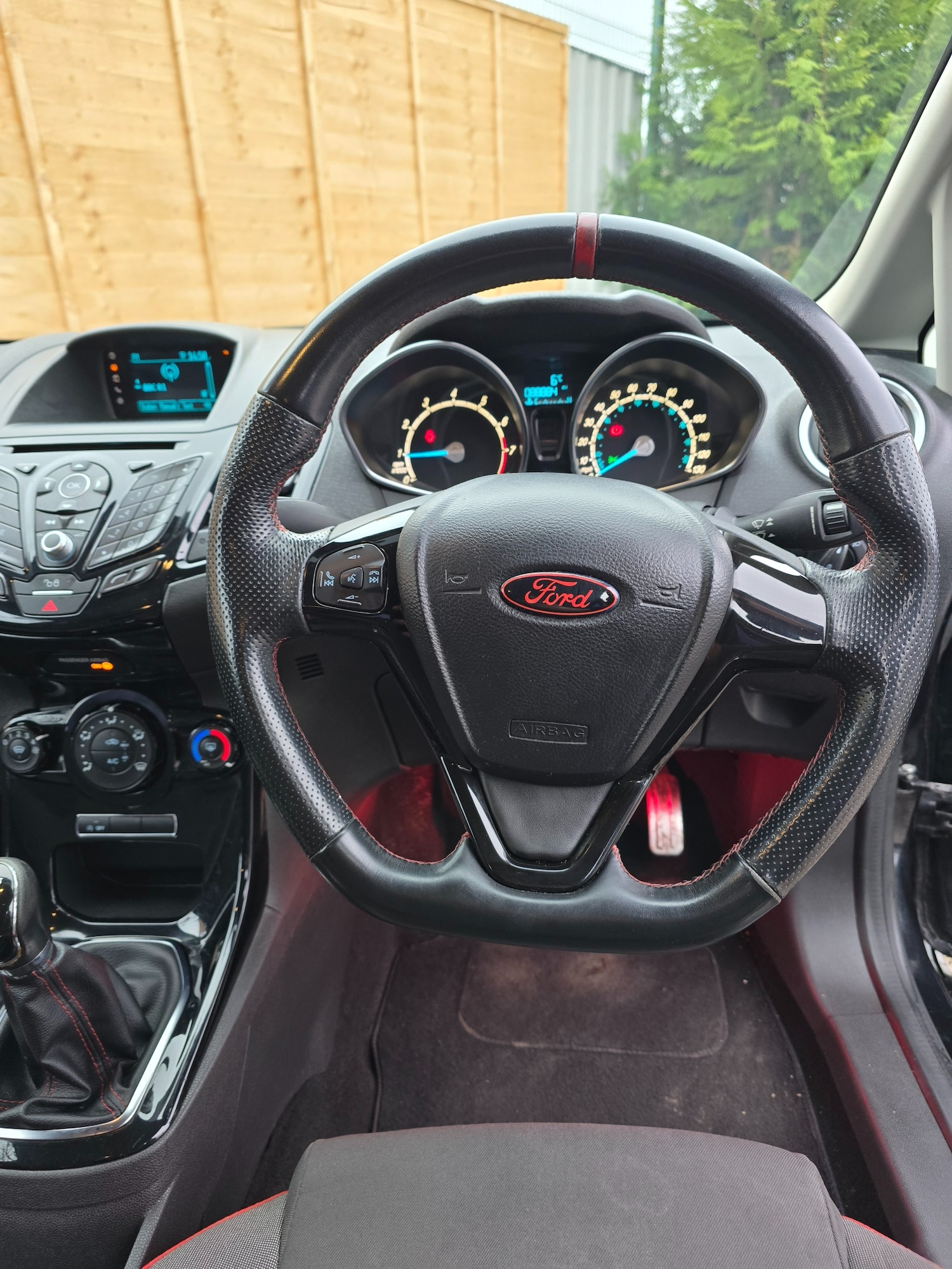 Used Ford Fiesta 2015 for sale - 77107822: Photo 14