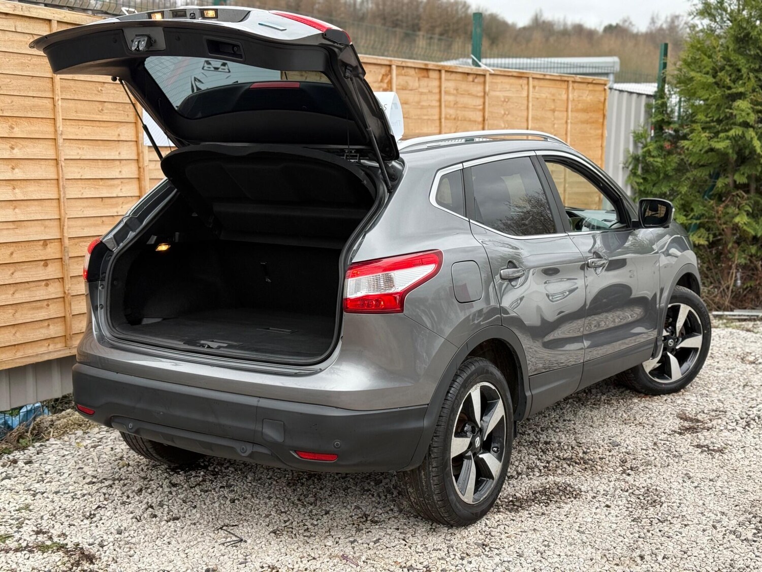 Used Nissan Qashqai for sale - 77909539: Photo 20