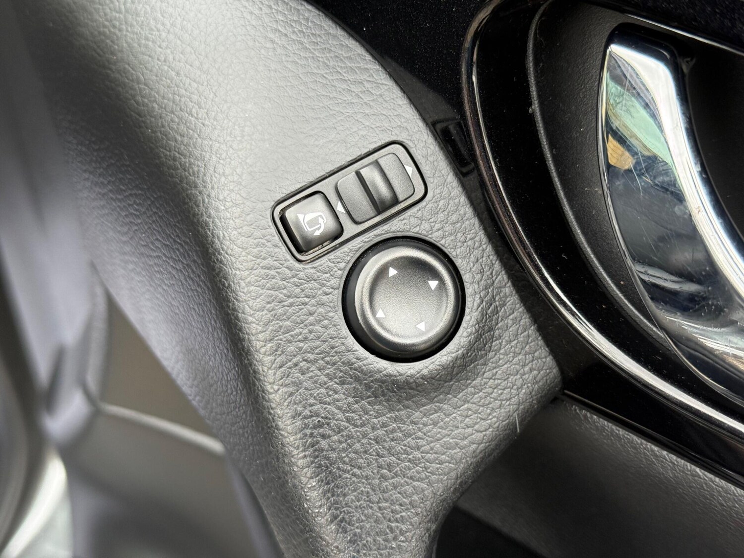 Used Nissan Qashqai for sale - 77909539: Photo 31