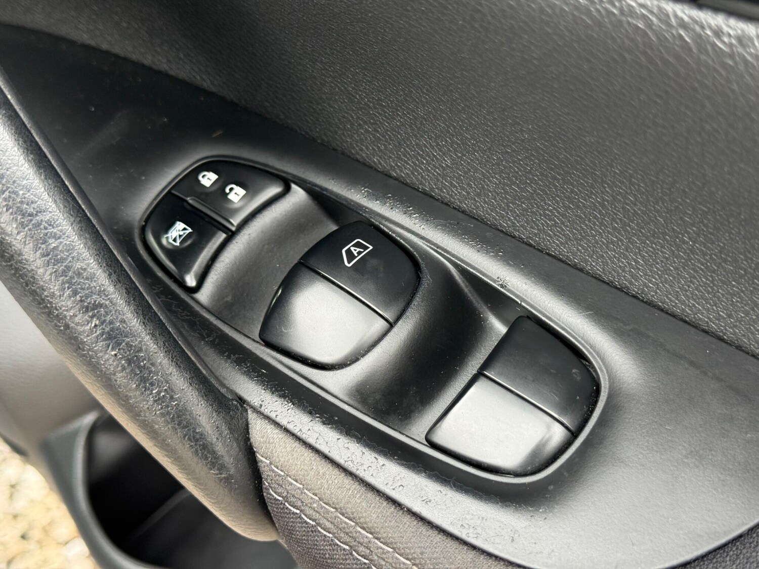 Used Nissan Qashqai for sale - 77909539: Photo 32