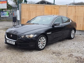 Used Jaguar XE 2015 for sale - 79698810: Photo
