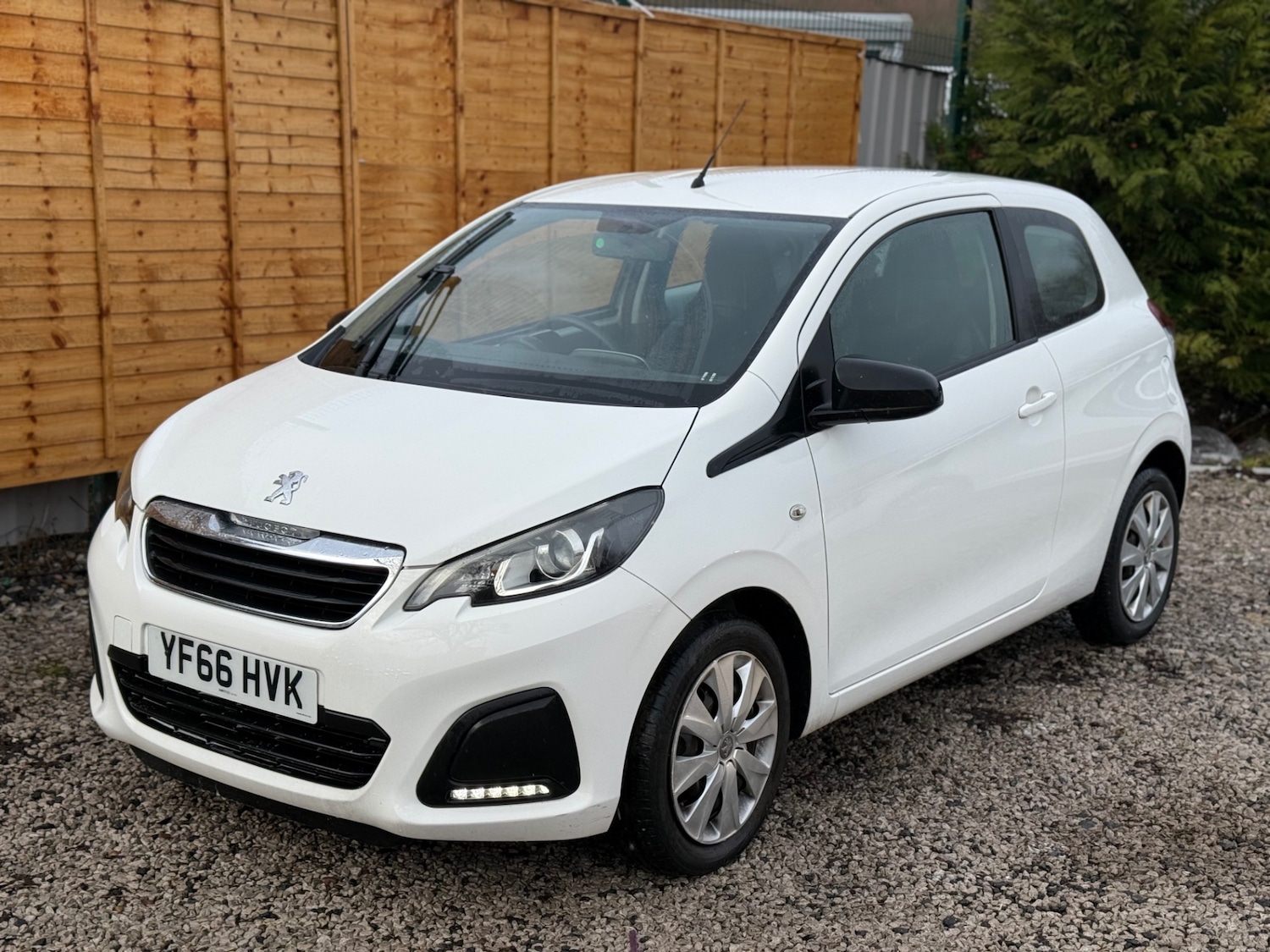 Used Peugeot 108 2016 for sale - 77632693: Photo 10