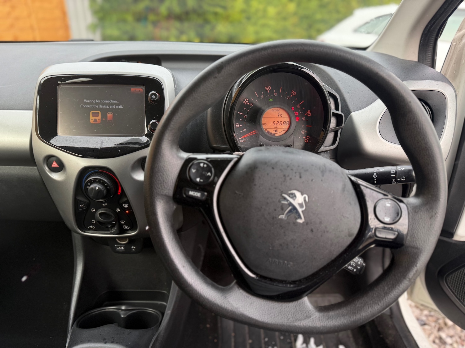 Used Peugeot 108 2016 for sale - 77632693: Photo 15