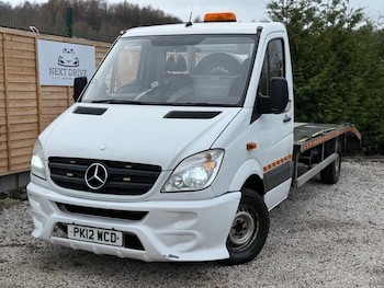 Mercedes-Benz Sprinter feature image