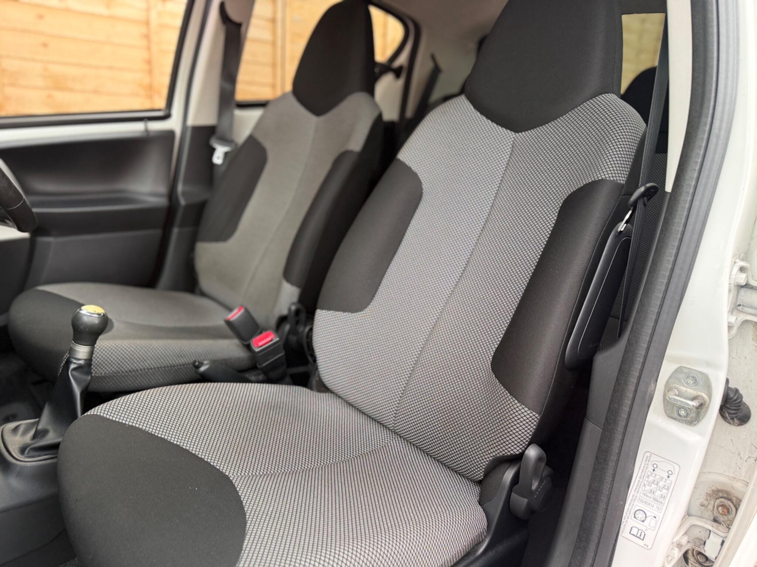 Used Toyota AYGO 2013 for sale - 77743540: Photo 26