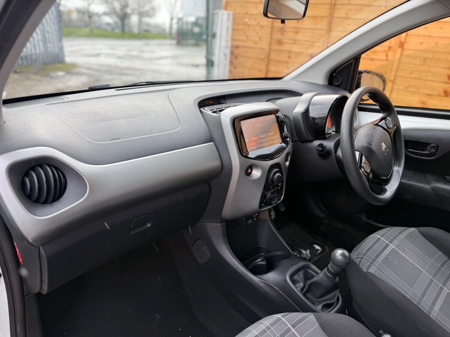 Used Peugeot 108 2016 for sale - 77743534: Photo 23