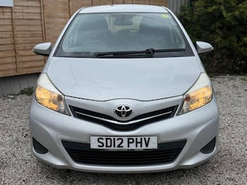 Used Toyota Yaris 2012 for sale - 79464700: Photo