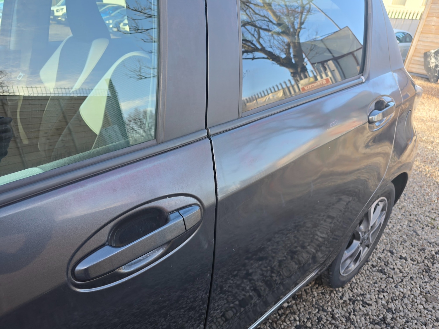 Used Toyota Yaris 2013 for sale - 77336338: Photo 24