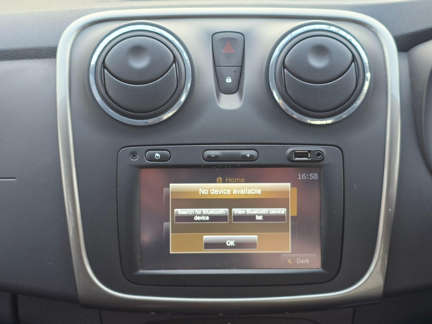 Used Dacia Sandero Stepway 2015 for sale - 77793413: Photo 21