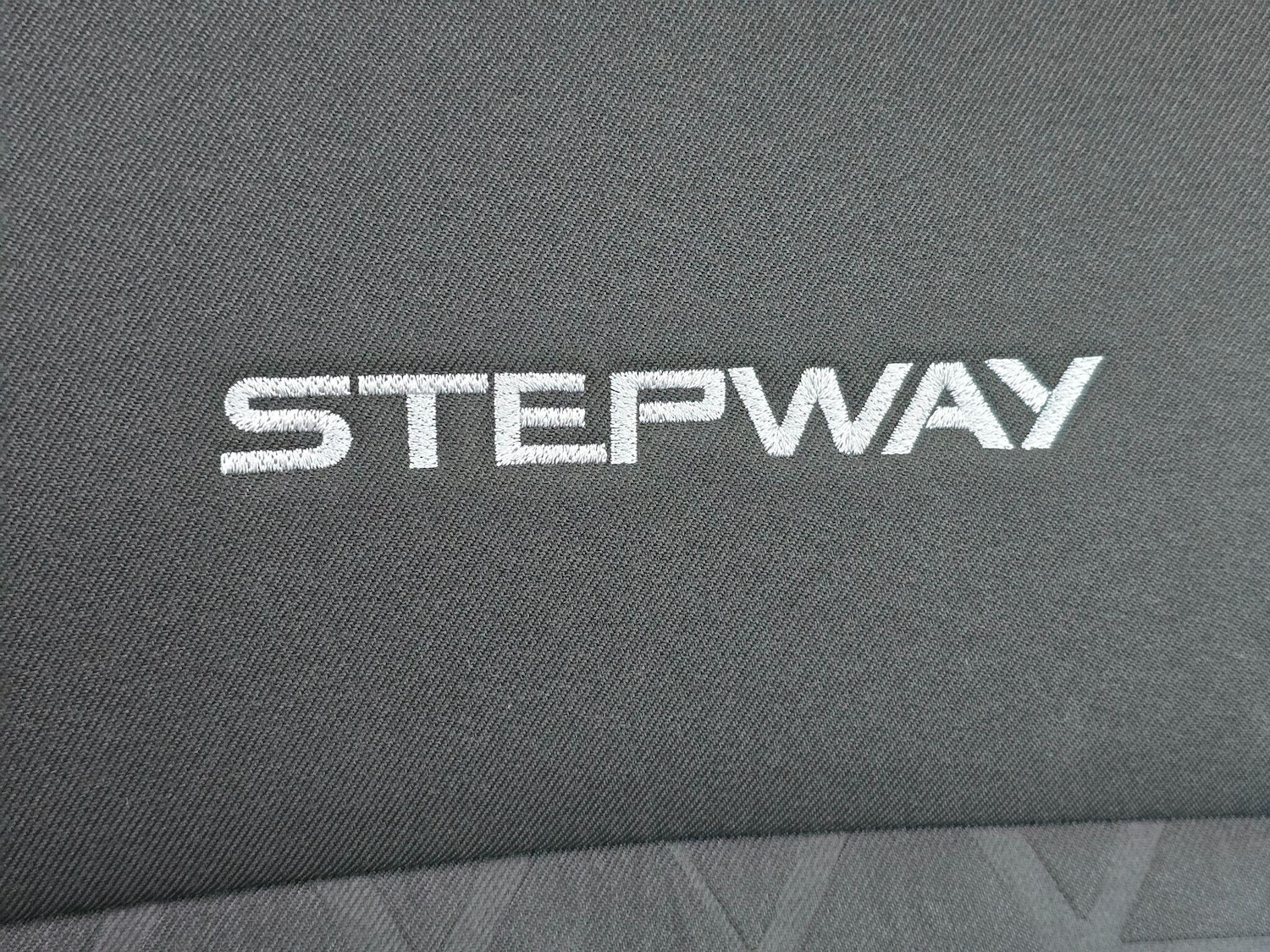 Used Dacia Sandero Stepway 2015 for sale - 77793413: Photo 28