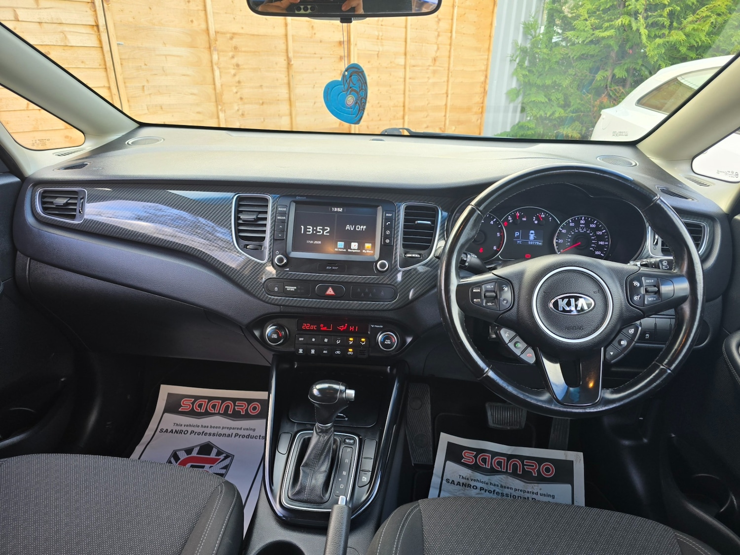 Used Kia Carens 2017 for sale - 77235646: Photo 10