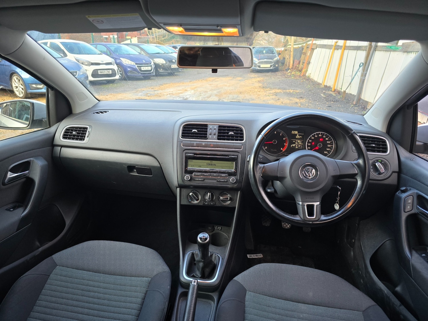 Used Volkswagen Polo 2010 for sale - 76958544: Photo 18