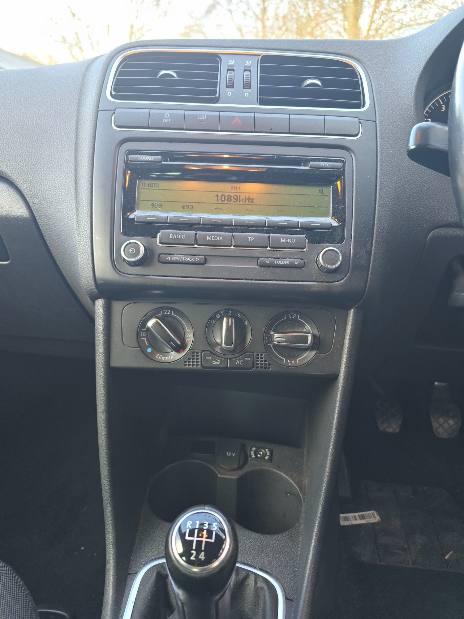 Used Volkswagen Polo 2010 for sale - 76958544: Photo 22