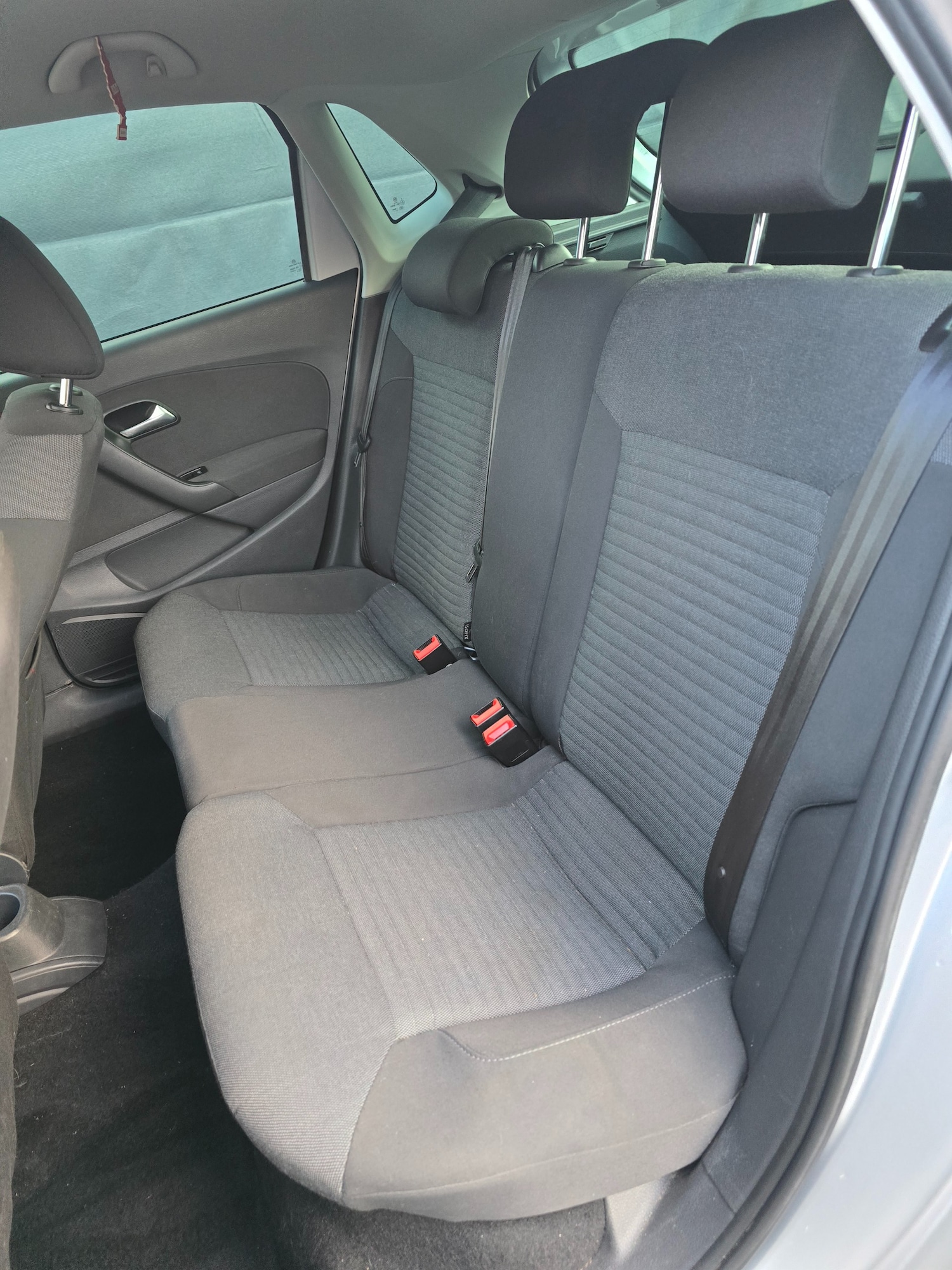 Used Volkswagen Polo 2010 for sale - 76958544: Photo 25