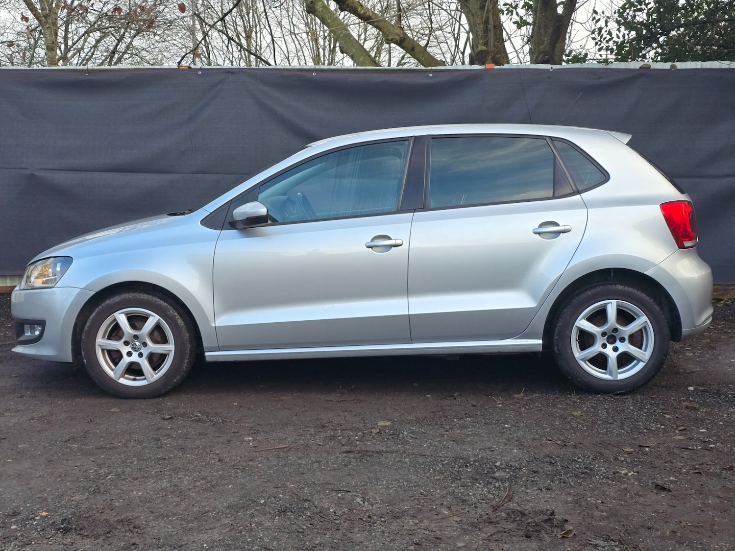 Used Volkswagen Polo 2010 for sale - 76958544: Photo 8