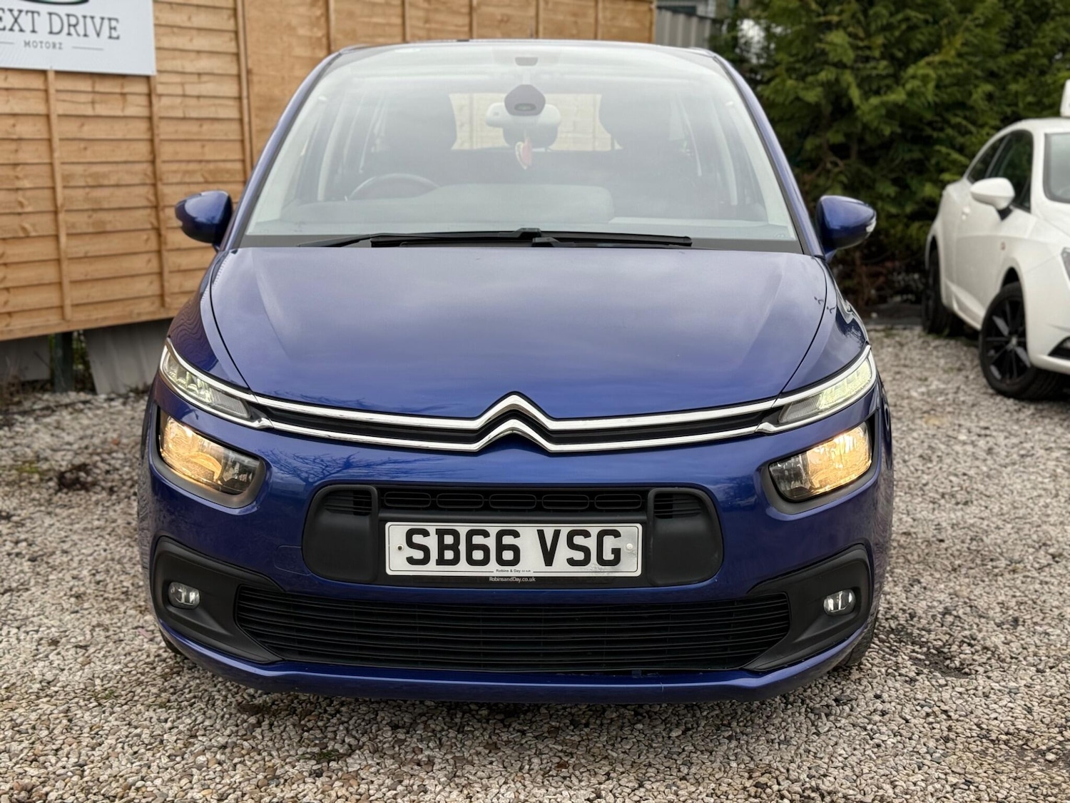 Used Citroen Grand C4 Picasso for sale - 78006379: Photo 3