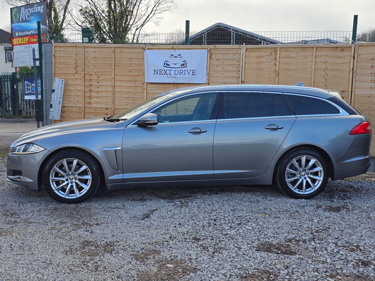 Used Jaguar XF 2013 for sale - 77743543: Photo 5