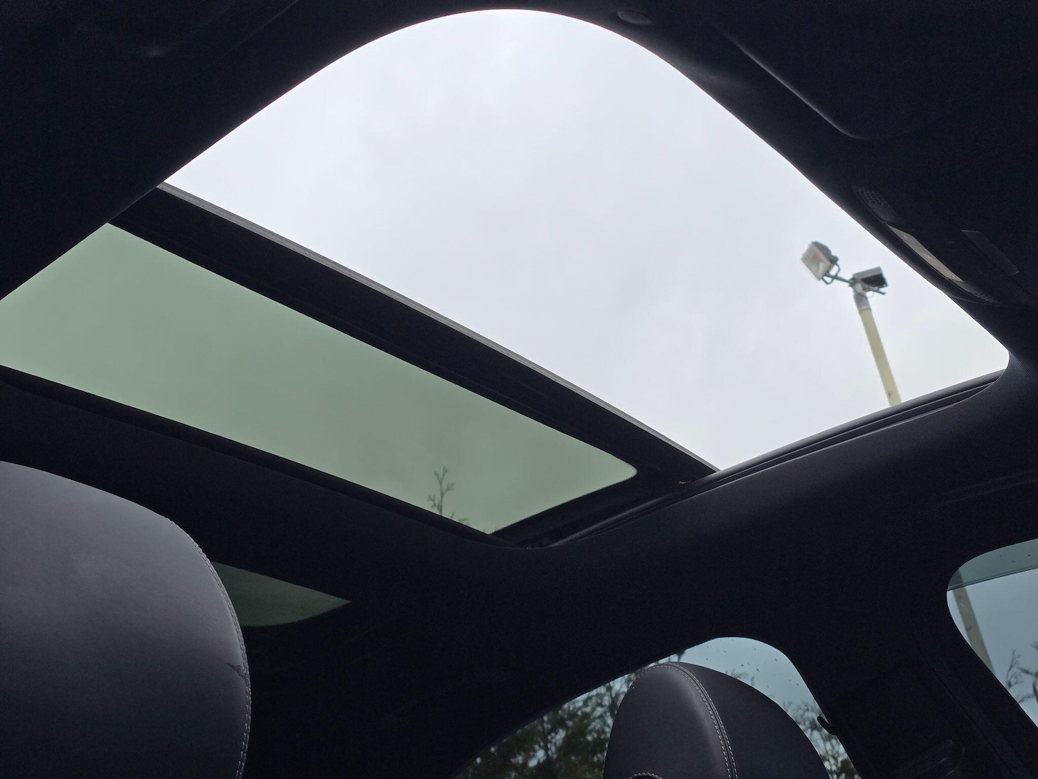 Used Mercedes-Benz E Class 2016 for sale - 77743539: Photo 14