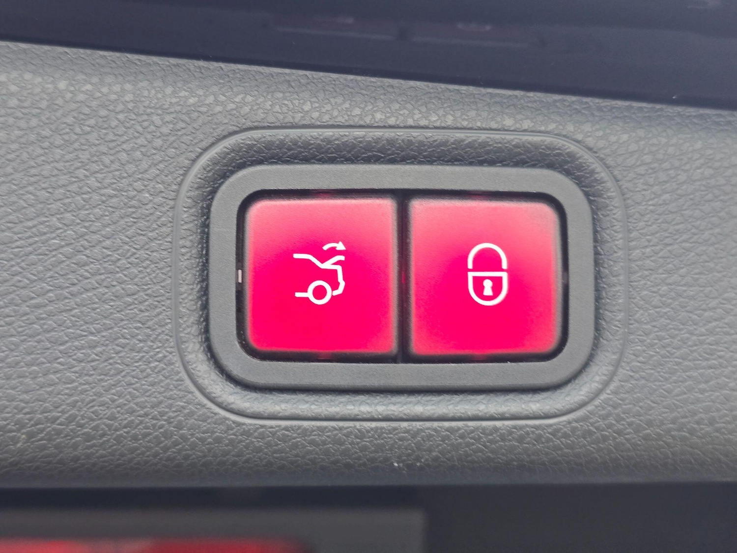 Used Mercedes-Benz E Class 2016 for sale - 77743539: Photo 36