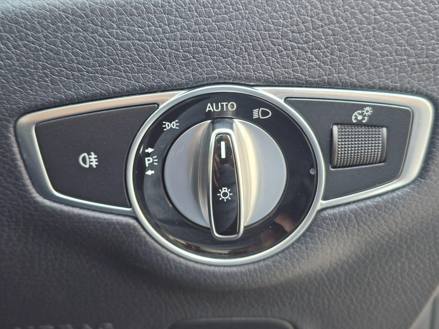 Used Mercedes-Benz E Class 2016 for sale - 77743539: Photo 39