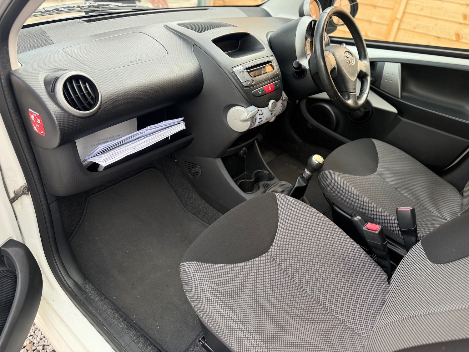 Used Toyota AYGO 2013 for sale - 77636366: Photo 9