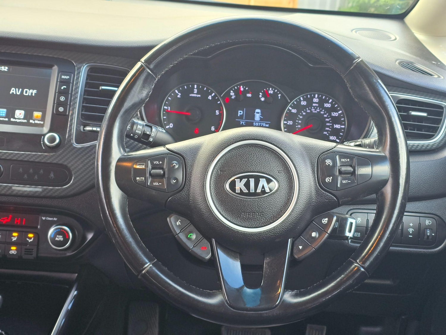 Used Kia Carens 2017 for sale - 77799336: Photo 12