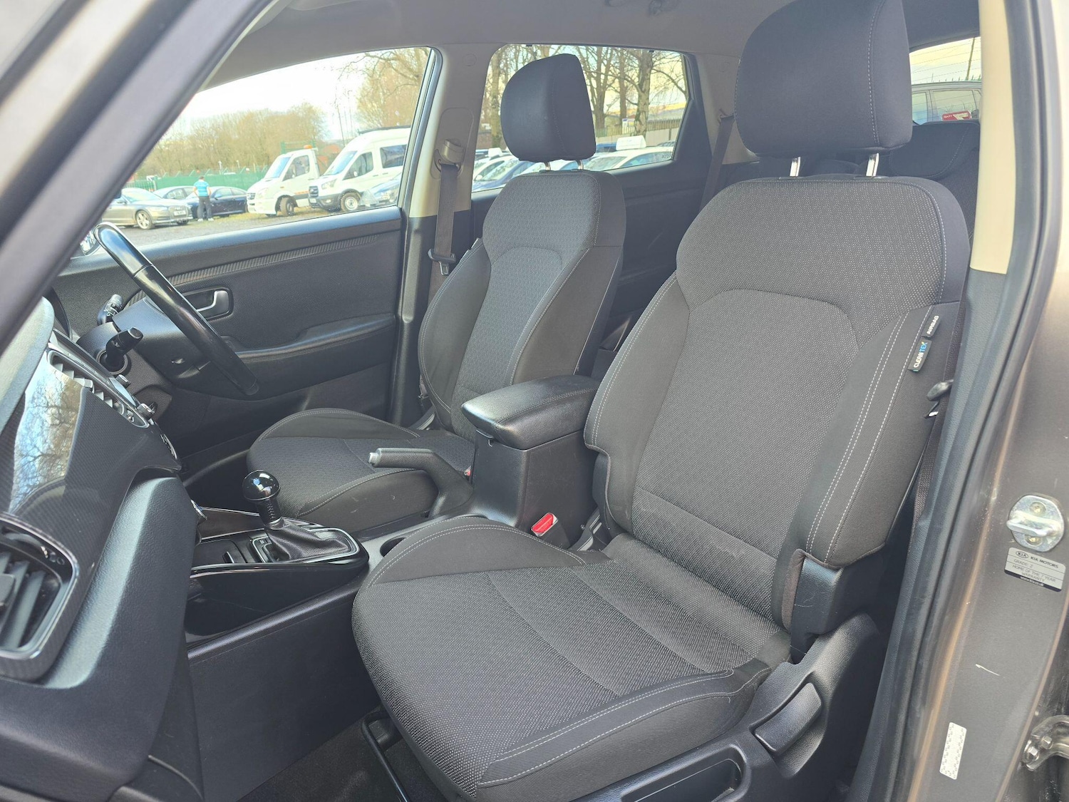 Used Kia Carens 2017 for sale - 77799336: Photo 18