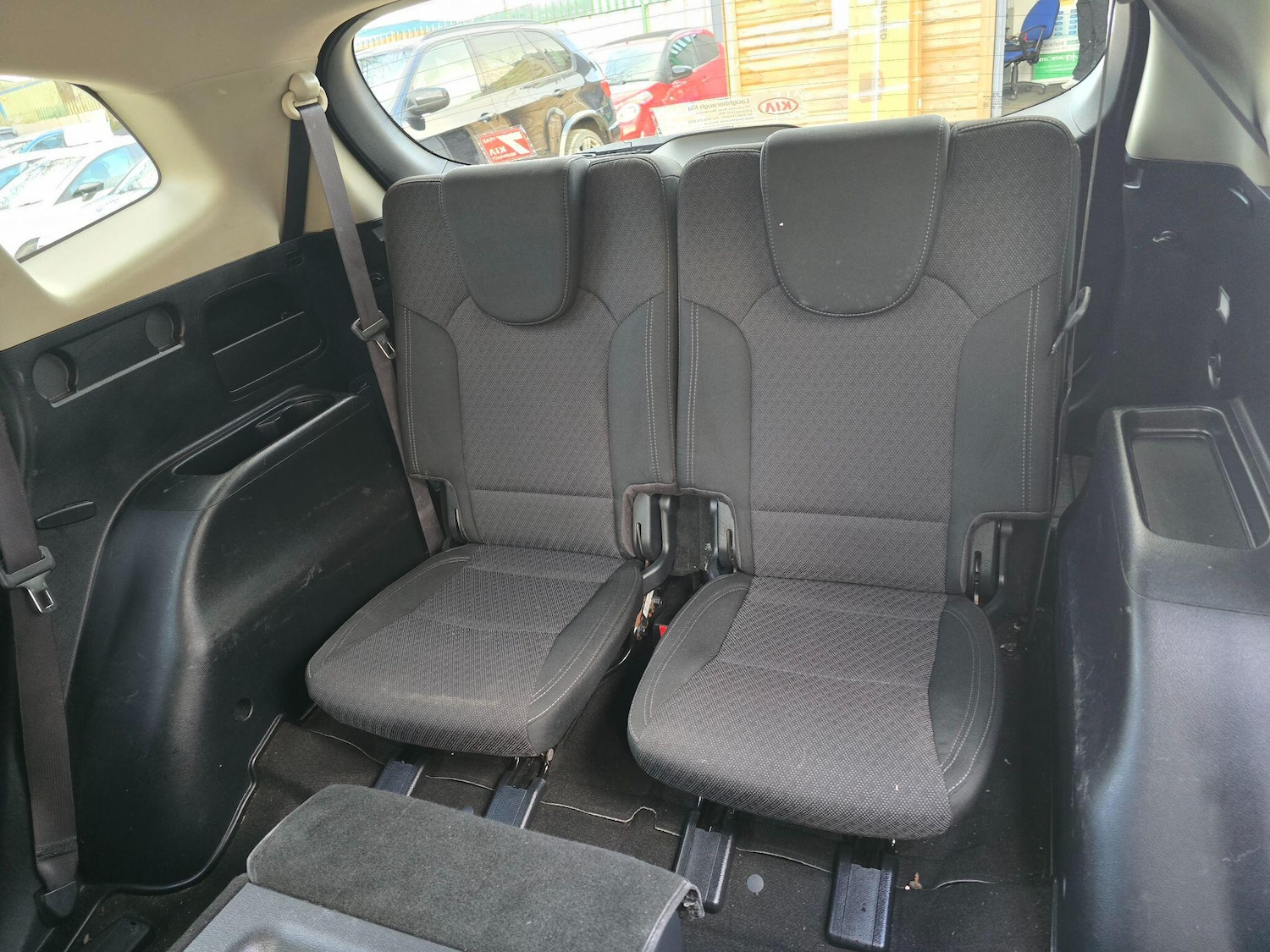 Used Kia Carens 2017 for sale - 77799336: Photo 20