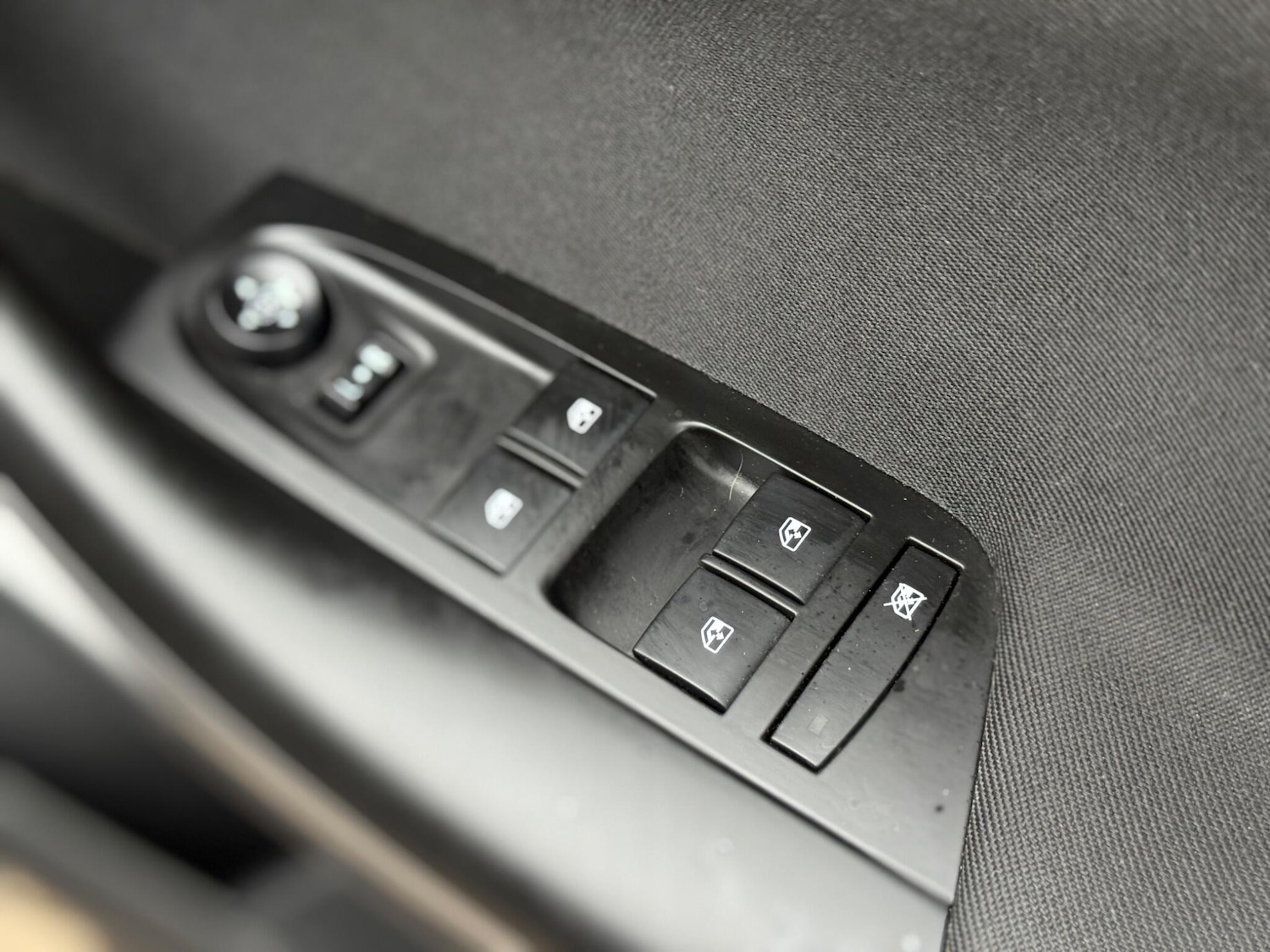 Used Vauxhall Astra 2019 for sale - 77853176: Photo 28