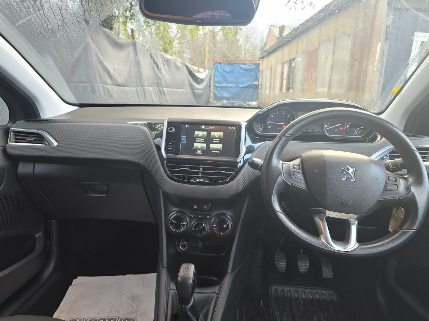 Used Peugeot 208 2015 for sale - 76807965: Photo 14