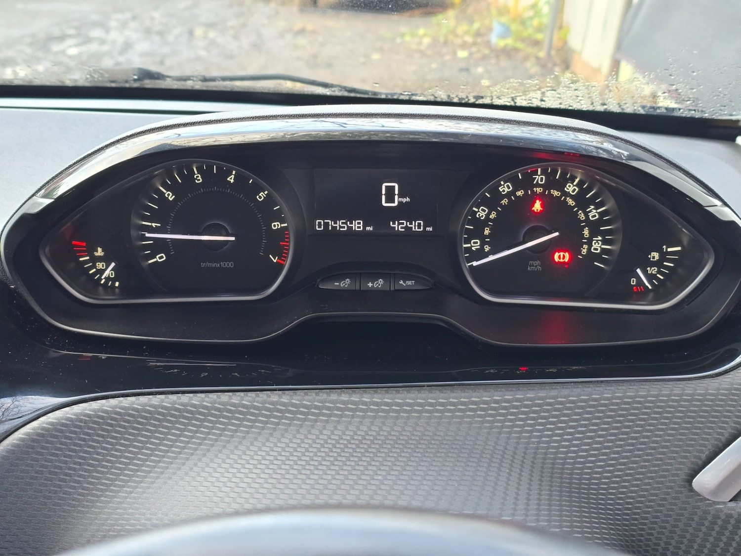 Used Peugeot 208 2015 for sale - 76807965: Photo 16