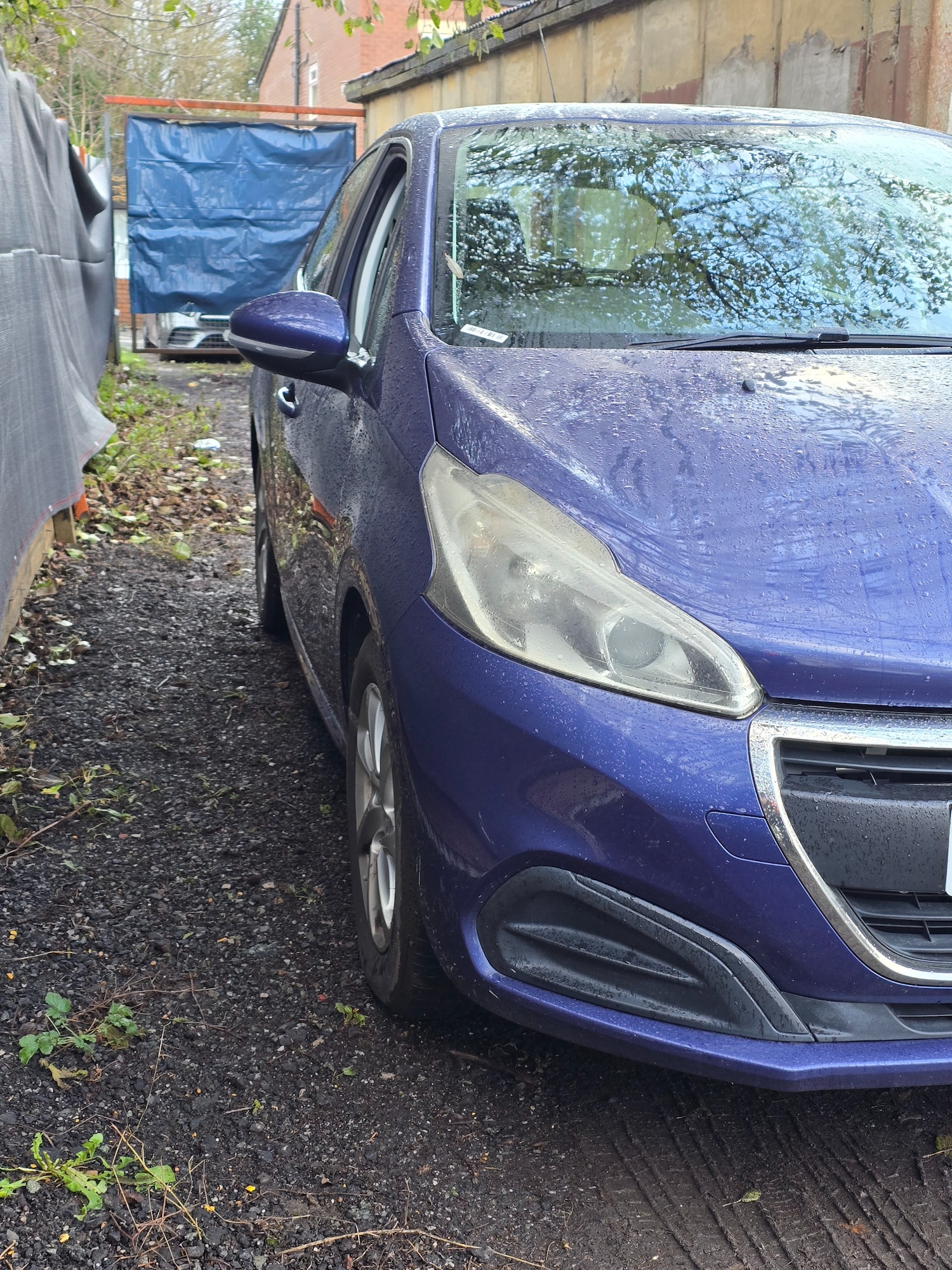 Used Peugeot 208 2015 for sale - 76807965: Photo 2