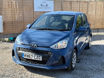 Used Hyundai i10 2017 for sale - 77958249: Photo