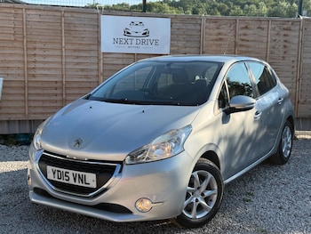 Used Peugeot 208 2015 for sale - 79158675: Photo