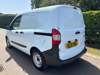 Used Ford Transit Courier 2021 for sale - 78728357: Photo