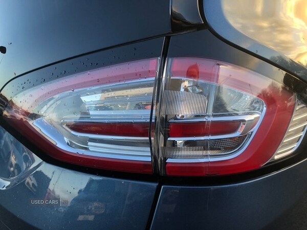 Used Ford Galaxy 2018 for sale - 76914295: Photo 22