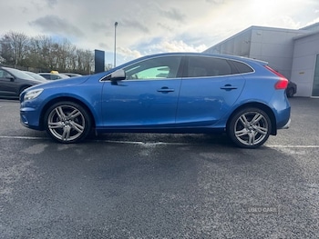 Used Volvo V40 2017 for sale - 78048661: Photo