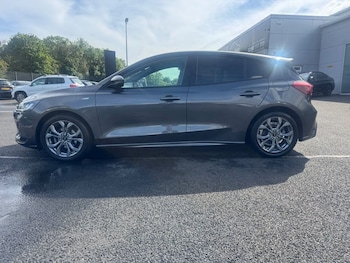Used Ford Focus 2023 for sale - 78768479: Photo