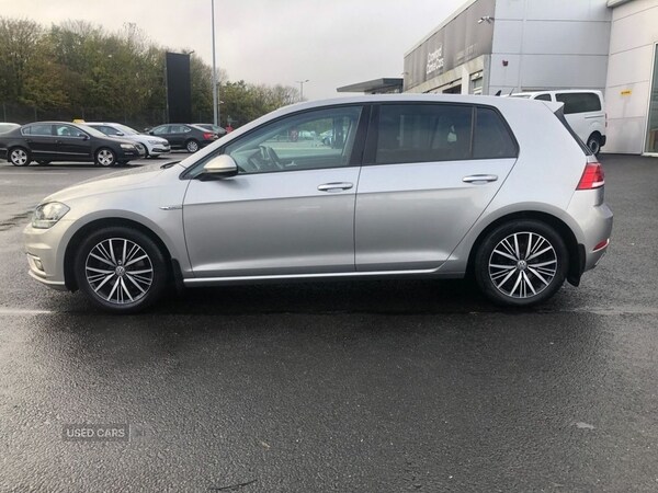 Used Volkswagen Golf 2018 for sale - 76338028: Photo 3