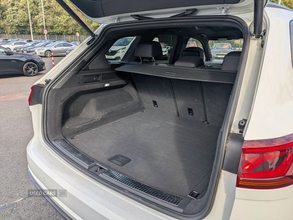 Used Volkswagen Touareg 2022 for sale - 76228353: Photo 35