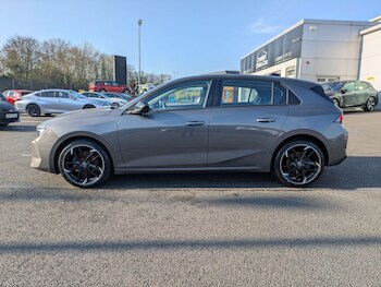 Used Vauxhall Astra 2024 for sale - 78241246: Photo