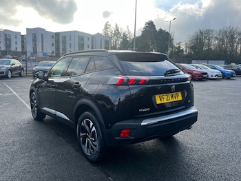Used Peugeot 2008 2021 for sale - 78240988: Photo