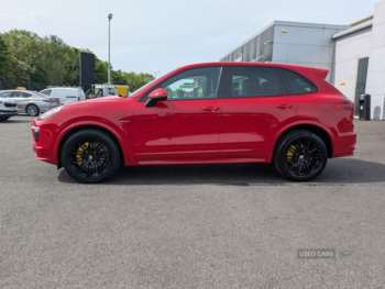 Used Porsche Cayenne 2015 for sale - 74759257: Photo