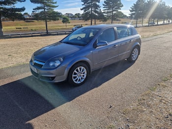 Used Vauxhall Astra 2004 for sale - 79661400: Photo