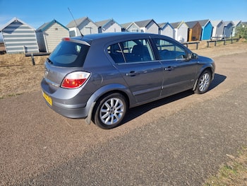 Used Vauxhall Astra 2004 for sale - 79661400: Photo
