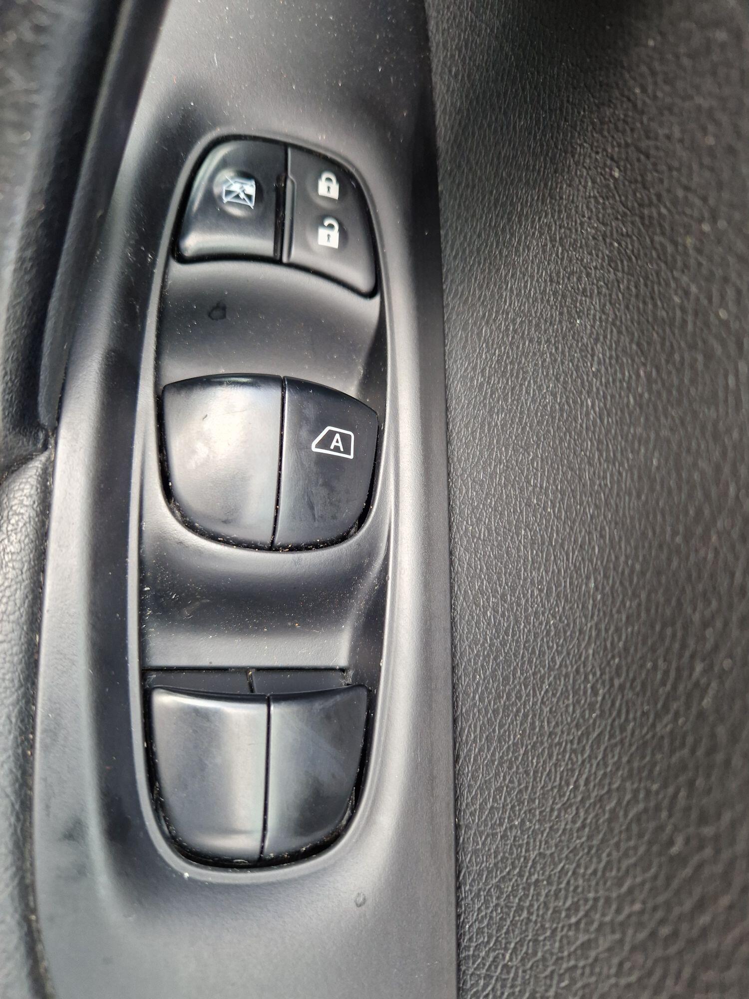 Used Nissan Qashqai 2015 for sale - 76794155: Photo 29